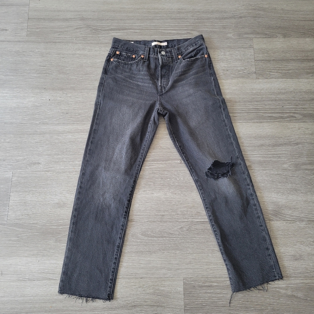 Levis Wedgie Straight Black Distressed Raw Hem Button Fly Jeans 28w X 28L